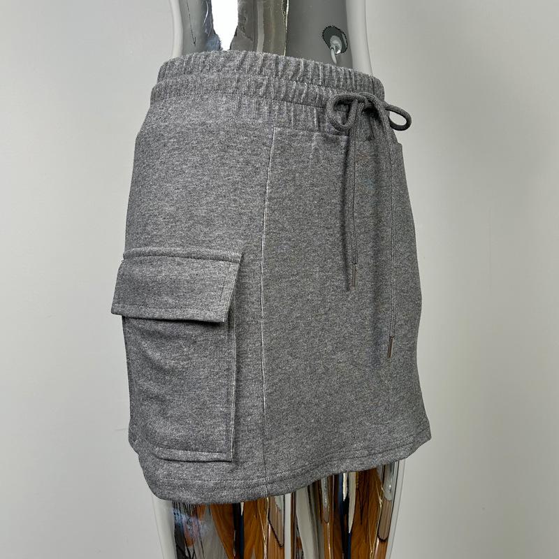 

Повседневная юбка Dongdaemun из Южной Кореи с высокой талией, большими карманами и завязками — уникальный стиль рабочей одежды. One Size серый