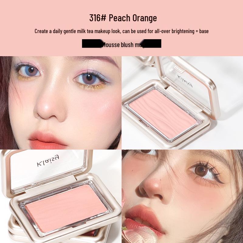 

Румяна-мусс Klaisy Rosy: Натуральные матовые румяна для век для энергичного образа.