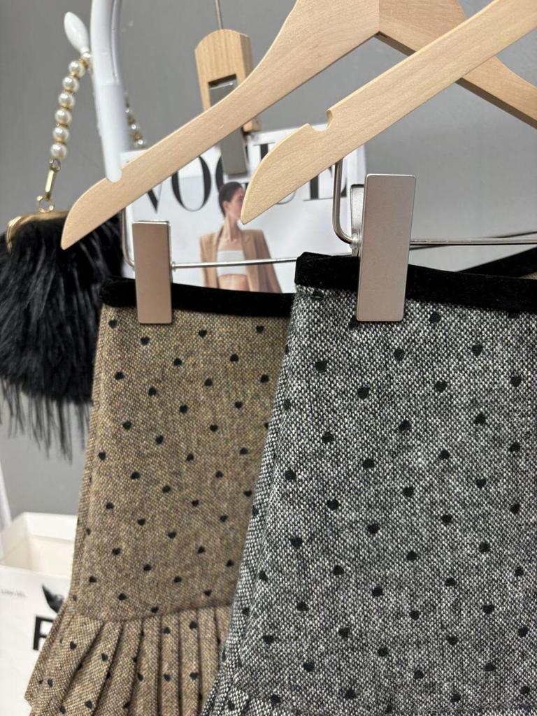 Women's Korean-Style Polka Dot Wool Skirt: Sweet, Versatile Patchwork A-Line for Autumn/Winter