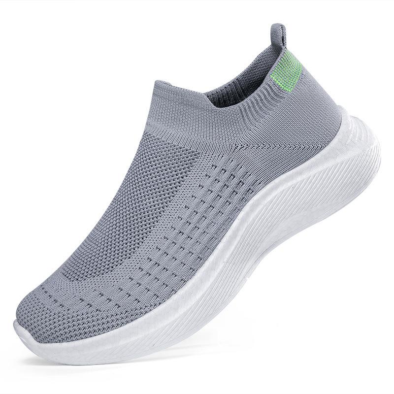 New casual outdoor non-slip and wear-resistant fly-woven mesh breathable couple socks shoes overalls sneakers
