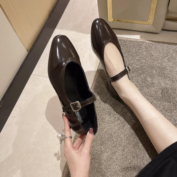 Shoes Woman  Shallow Mouth Casual Female Sneakers Round Toe All -Match Flats New Summer Dress Retro Leisure Basic Rubber Mary