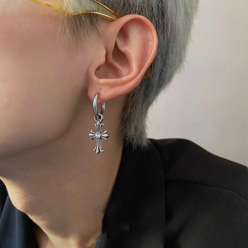 Vintage Gothic Rhinestone Cross Dark Cool Unisex Non Pierced Ear Cuff Earrings 1pair