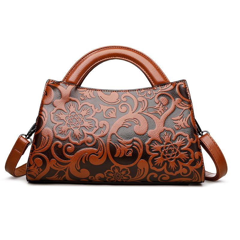 2025 Autumn Vintage Embossing Shoulder Crossbody Bags Large Capacity Leather Casual Tote Bags Travel Commuting Handbags