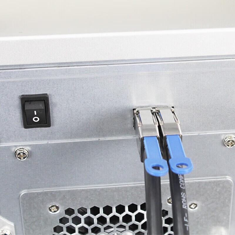 TOPAVID T8SS-8 8-Bay SAS Disk Array