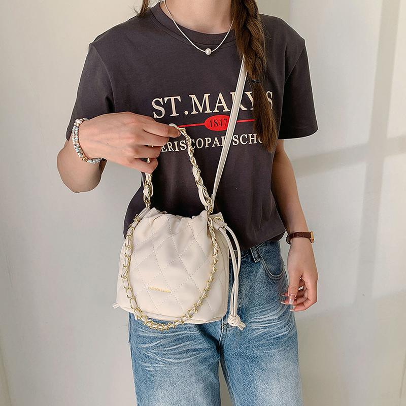 Neue trendige, vielseitige Lingge-Kettentasche für Damen im Frühjahr/Sommer mit hochwertiger, umhängebarer Beuteltasche im Westernstil