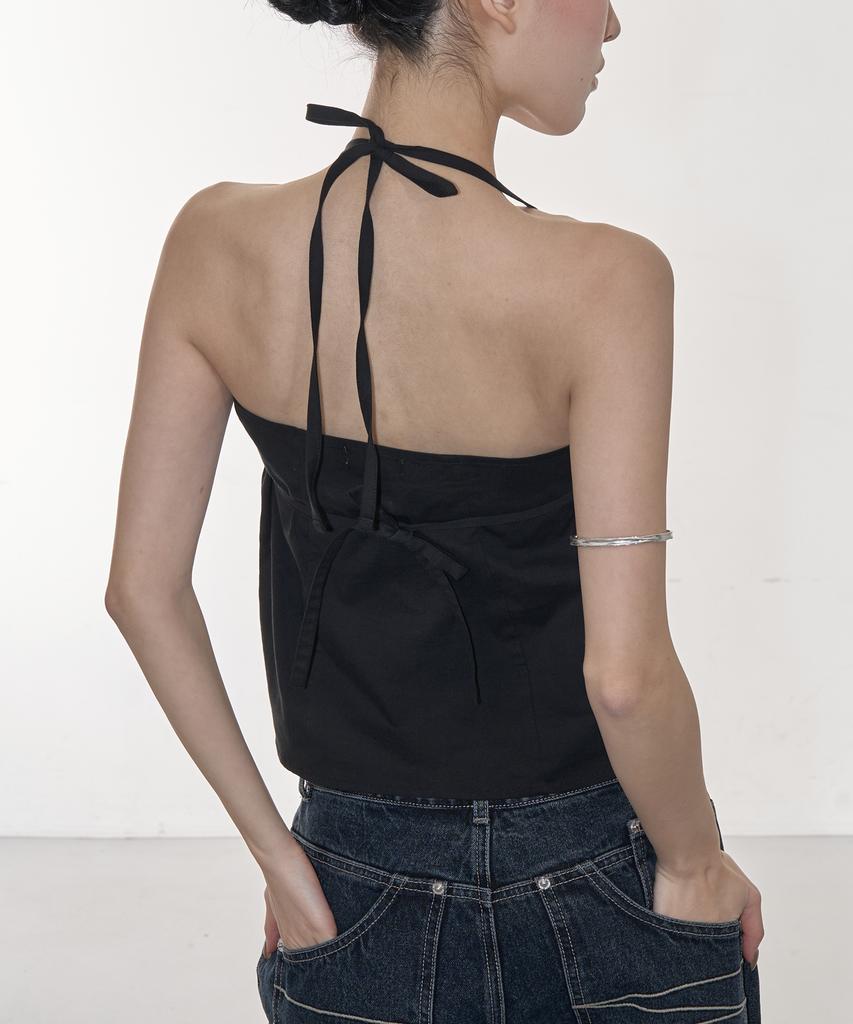 ZIZEMUSEUM Strap Detail Halter Neck Blouse (Black)
