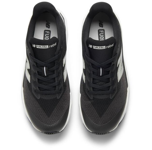 Беговые кроссовки New Balance FuelCell Rebel