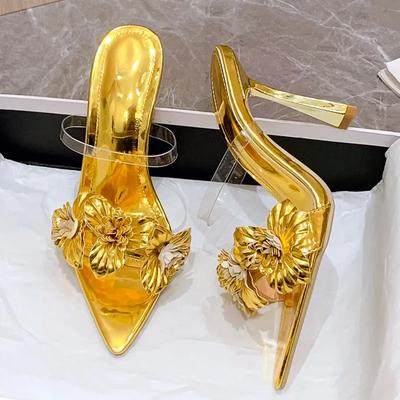 Design de Luxo Flor Dourada Salto Fino Chinelos Femininos Sexy Bico Fino PVC Transparente Tira Estreita Sandálias de Salto Verão Chinelos de Salto