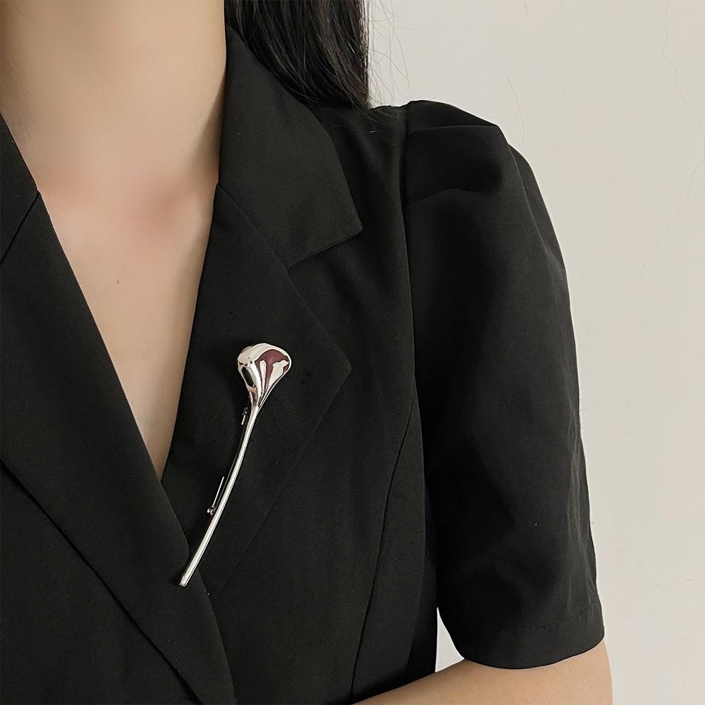 Corsage Ornament Long Leaf Pin French Style Metal Glossy Brooch  Western-style Clothes