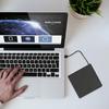 Qoltec Obudowa/kieszeń na napęd optyczny CD/DVD SATA | USB 2.0 | 12.7mm