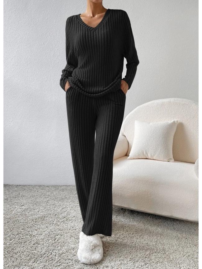 2025 Autumn Fashion: Loose V-neck Ribbed Knit Two-piece Set with Straight-leg Pants Large