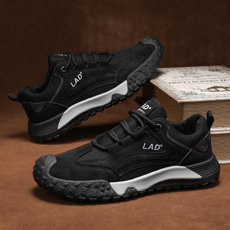 

Men s shoes 2025 new fashion mesh breathable casual sports shoes outdoor versatile non-slip wear-resistant tooling hiking shoes 44