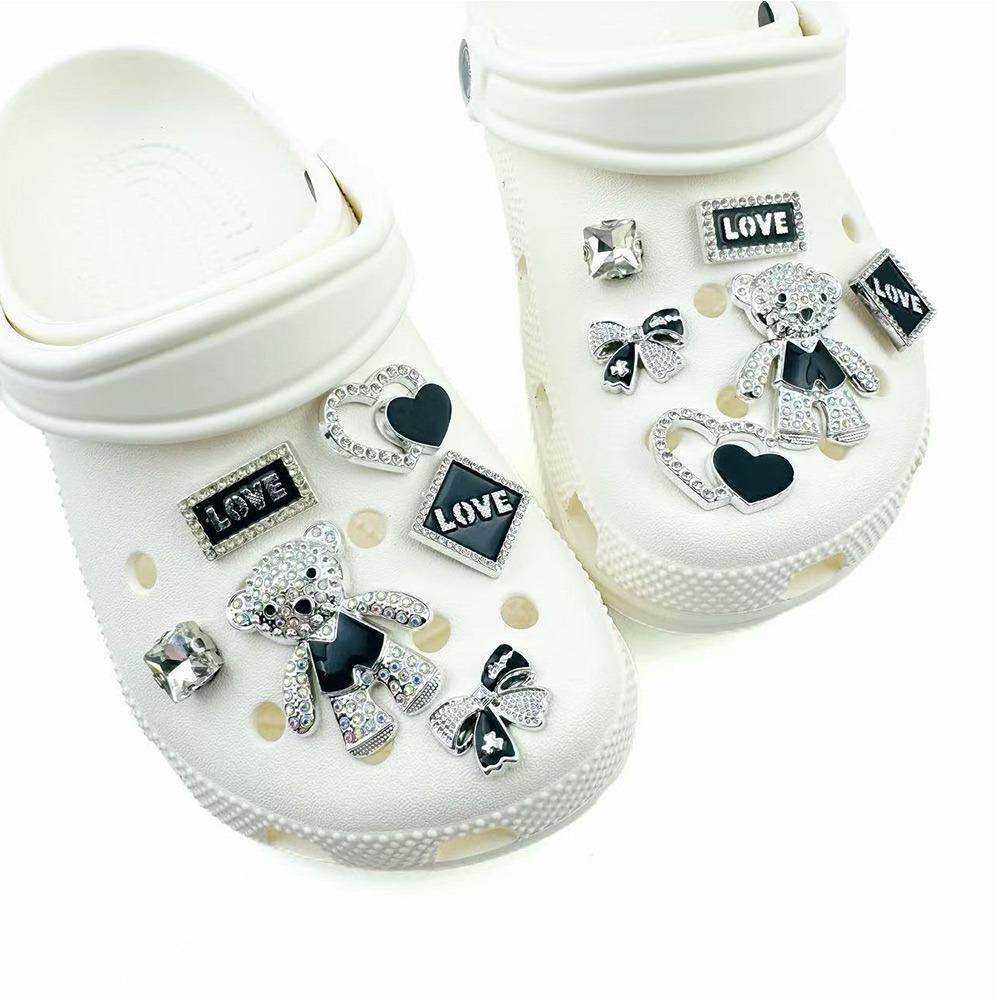 12PCS Fashion Shoe Charm Set Diamond Bear Letter Heart-shaped Bow Shoe Decorations Buckle for Sandals Clogs DIY Accessories Gift
