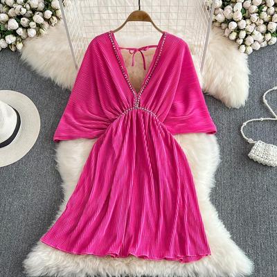 High-end Sexy Temperament Loose Design V-neck Open-back Waist Bat-sleeve Pleated Dress Summer