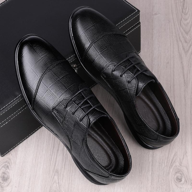 Fashion2024 Brand Men Shoes Top Quality Oxfords British Style Men Genuine Leather Dress Shoes Business Formal Shoes Men Flats Business