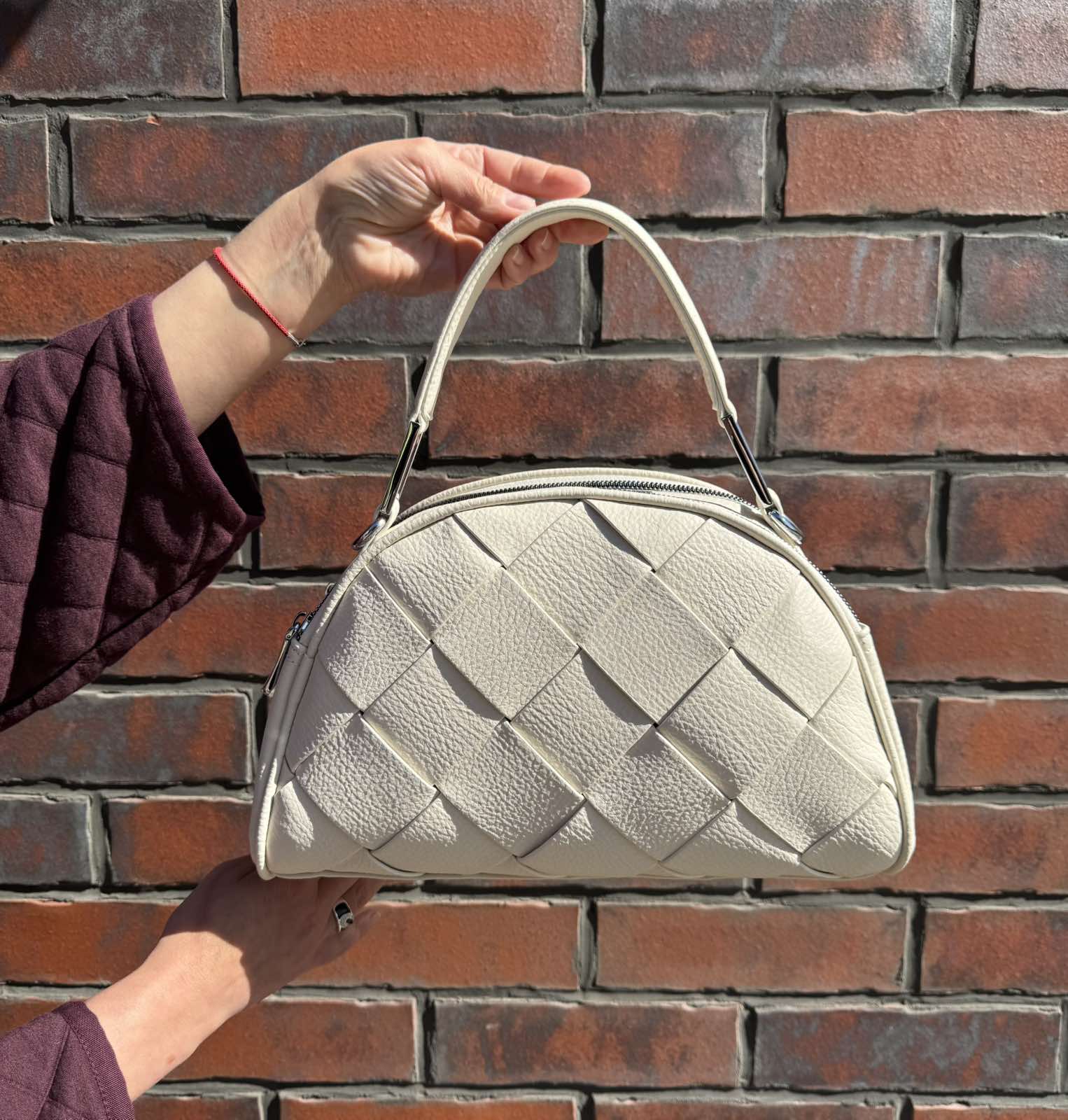 

Women s bag Polina&Eiterou 593342 milk eco-leather теплим білим кольором