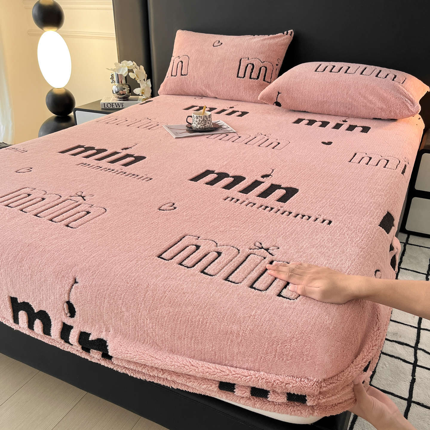 New milk velvet bed sheet for winter, high weight, velvet, thickened, warm, cloud velvet all-inclusive bed sheet 90 * 200Cm single bed hat