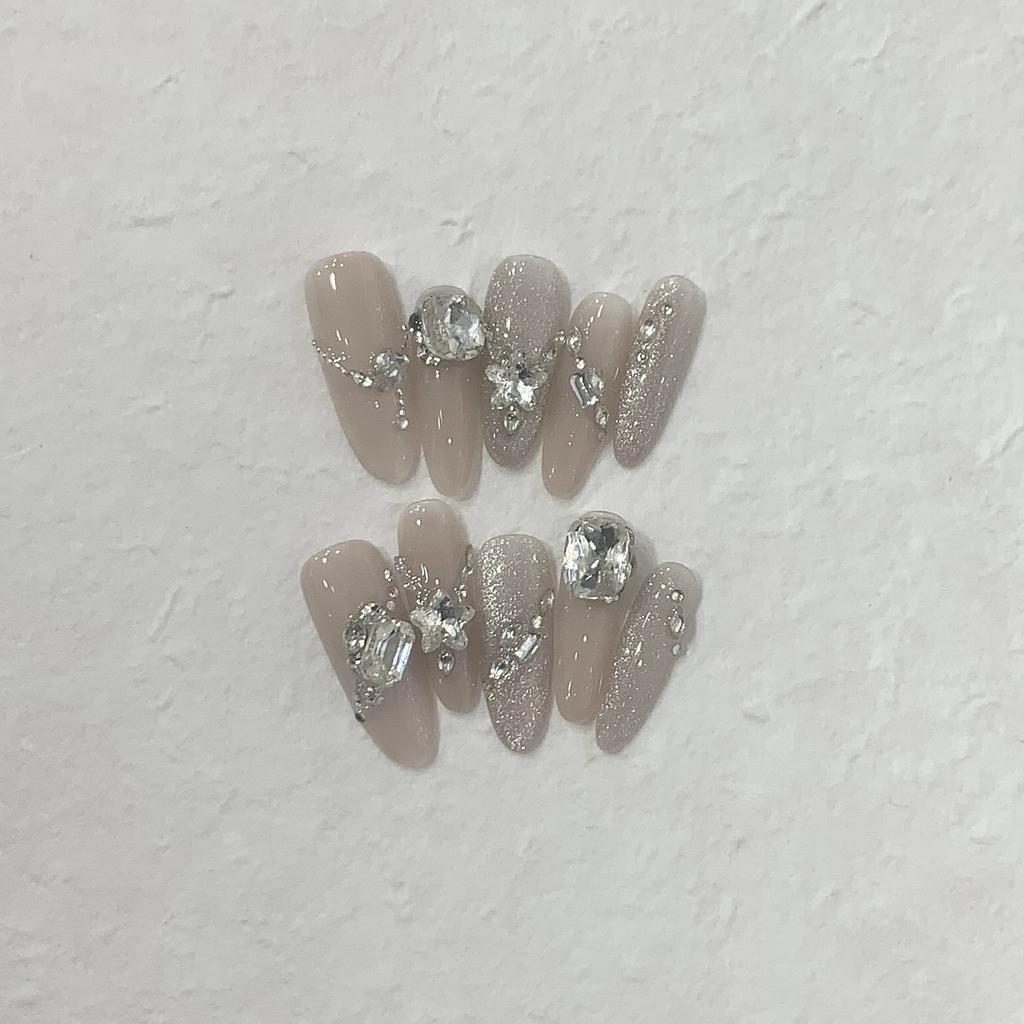 Shiny and Crystal Cat's Eye Oblique Flower Diamond Flower Sea Nail Sticker
