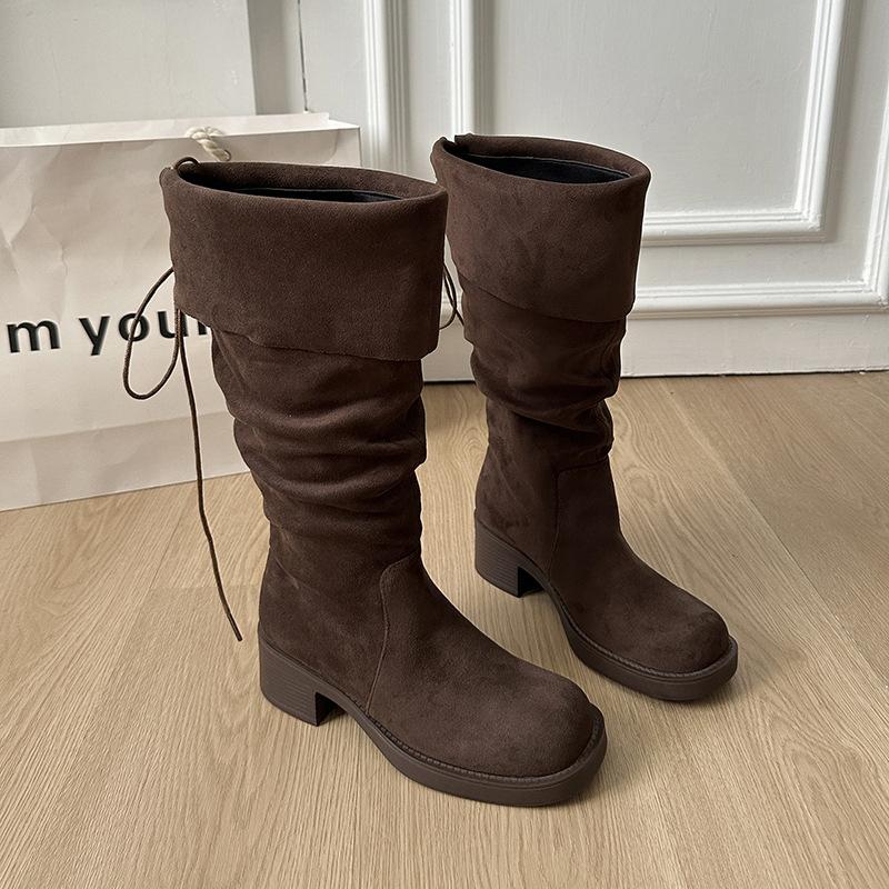

Folded pile boots women s 2025 new British style fashion temperament thick heel Internet celebrity street suede boots 40 коричневый