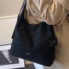 Autumn and winter new large-capacity tote bag lazy wind bag large-capacity women's niche retro underarm bag women