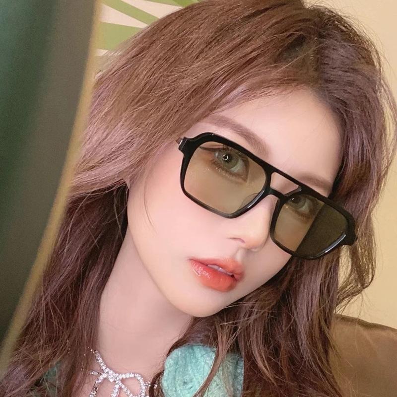 Fashion Vintage Square Sunglasses Woman Brand Retro Small Frame Sun Glasses Female Double Bridges Design  Feminino