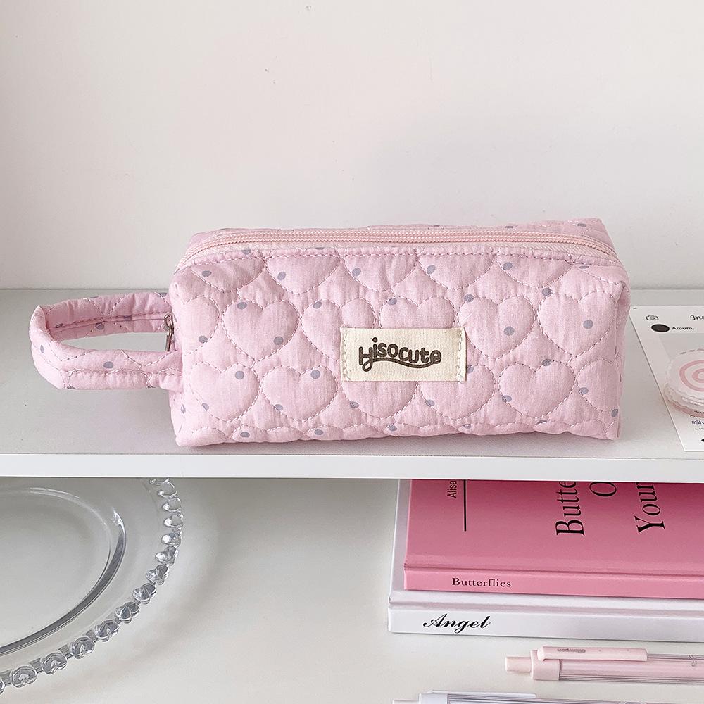 Ins Style Love Dot Large Capacity Portable Travel Hand Carry Cosmetic Bag