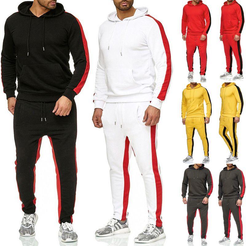 Comfortable Men's Jogging Suit Stylish Hoodie And Sweatpants Set For Activewear