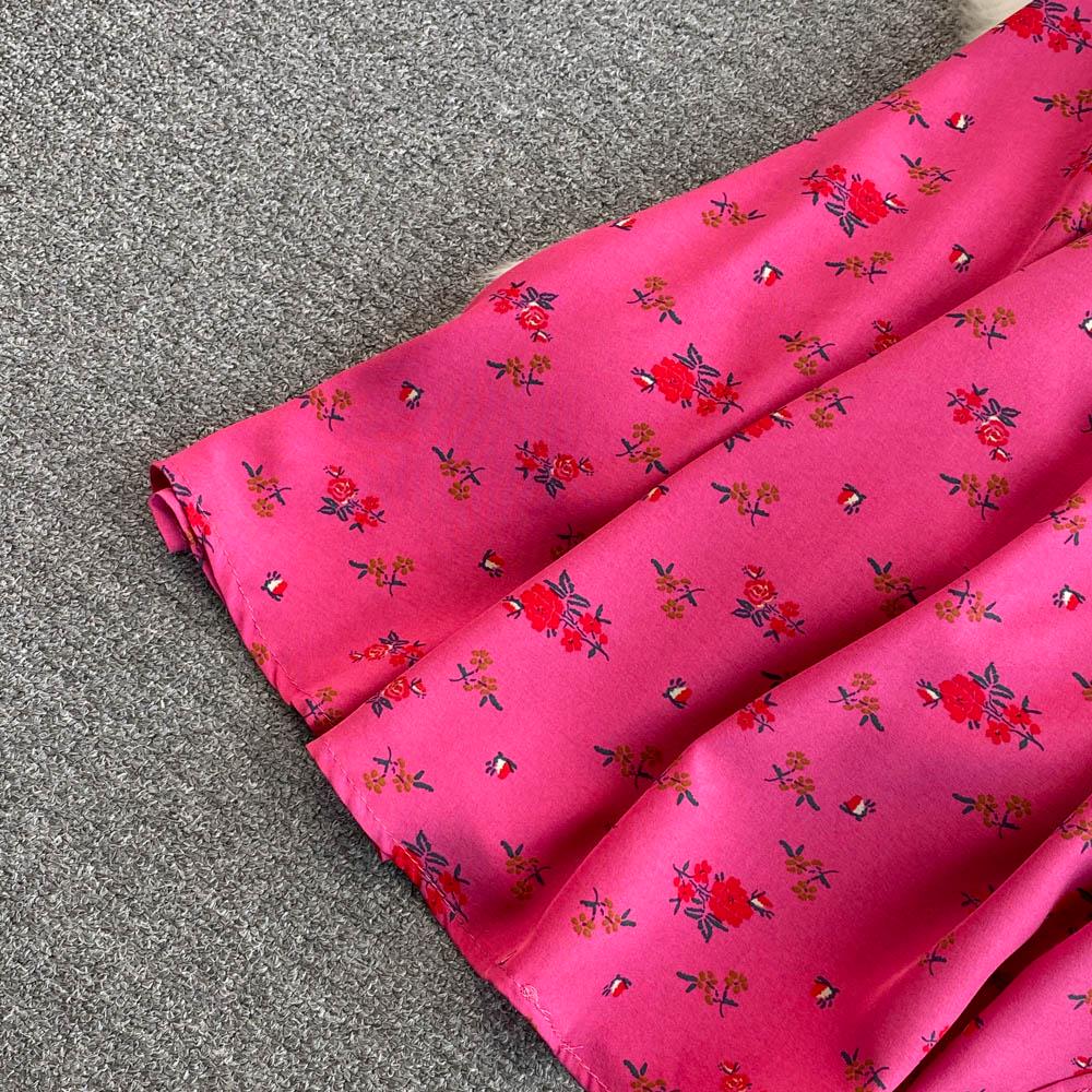 2022 Summer French Style Sweet Square Neck A-line Dress with Bubble Sleeves and Waist Slimming Slit