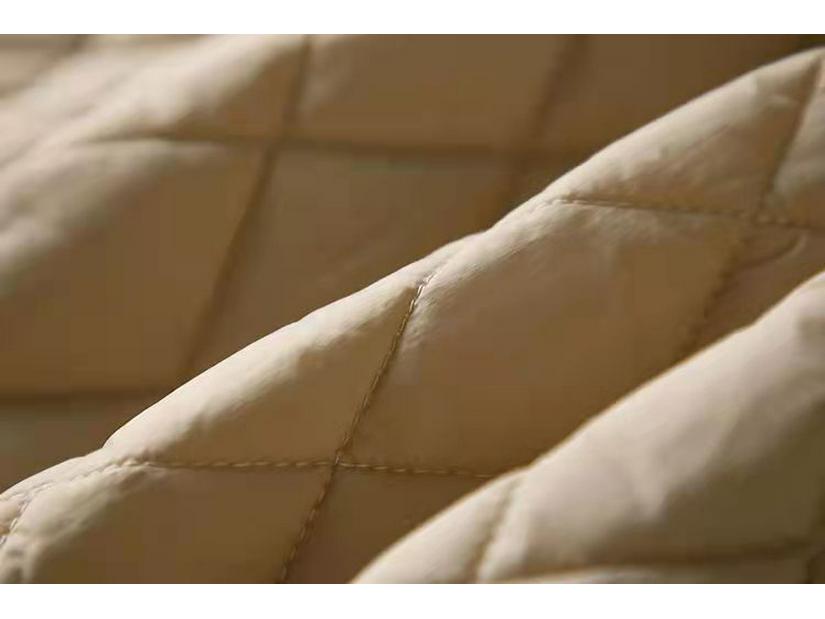 Geacă matlasată ușoară pentru femei 2023: Culoare Solidă, Reducere Vârstă, Mărimi Mari, Palton din Bumbac Matlasat cu Model Diamante pentru Toamnă/Iarnă.