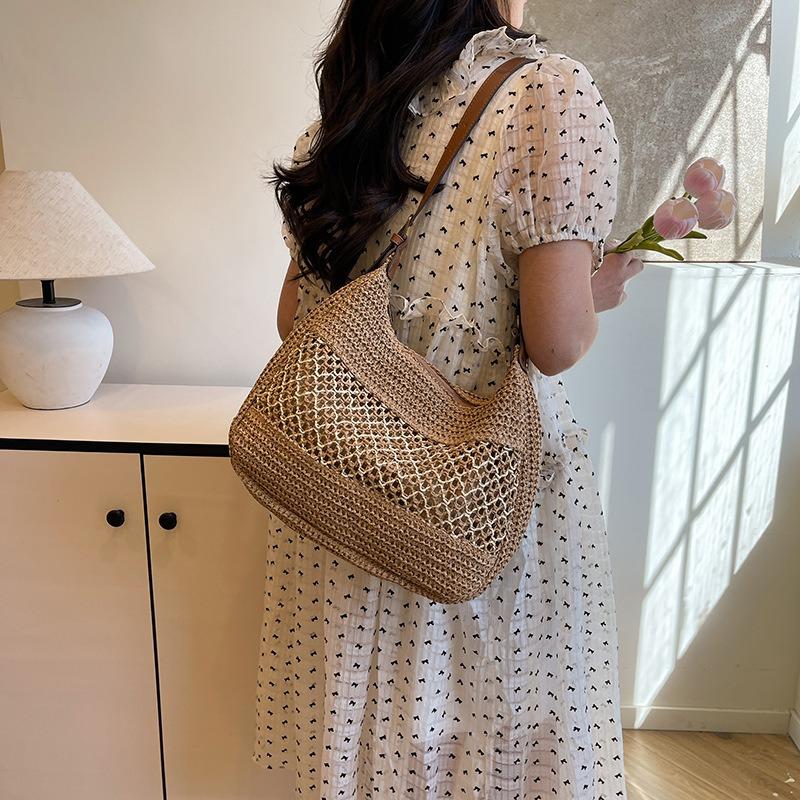 Summer Straw Woven Bag Women's Seaside Vacation Beach Bag Shoulder Bag Underarm Dumpling Woven Tote Bag