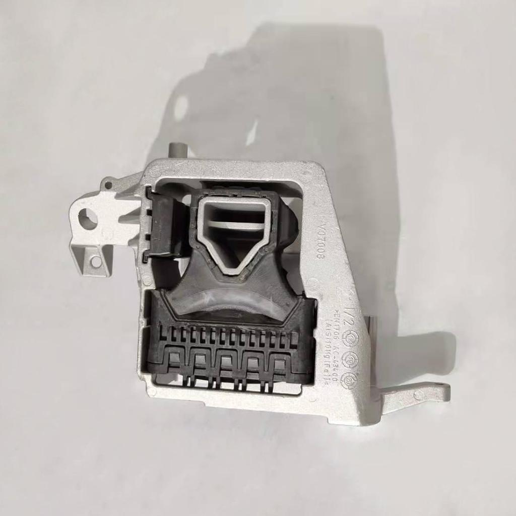 Right Engine Mount Pad/Claw Rubber for BMW X2 (F39) - Part 22116885934