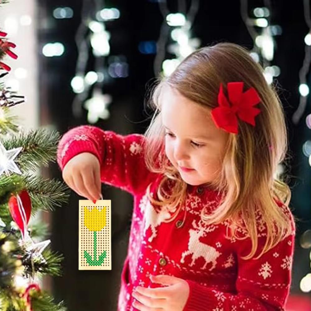 8Pcs/Set Hollow Out Cross Stitch Kit Art Embroidery Kit Children Craft Wooden Bookmarks  Teens