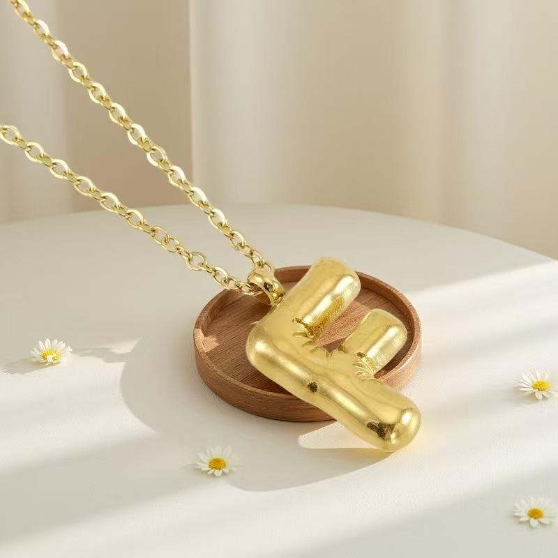 European and American titanium steel non-fading gold English letter necklace stainless steel bubble hip-hop letter pendant collarbone chain