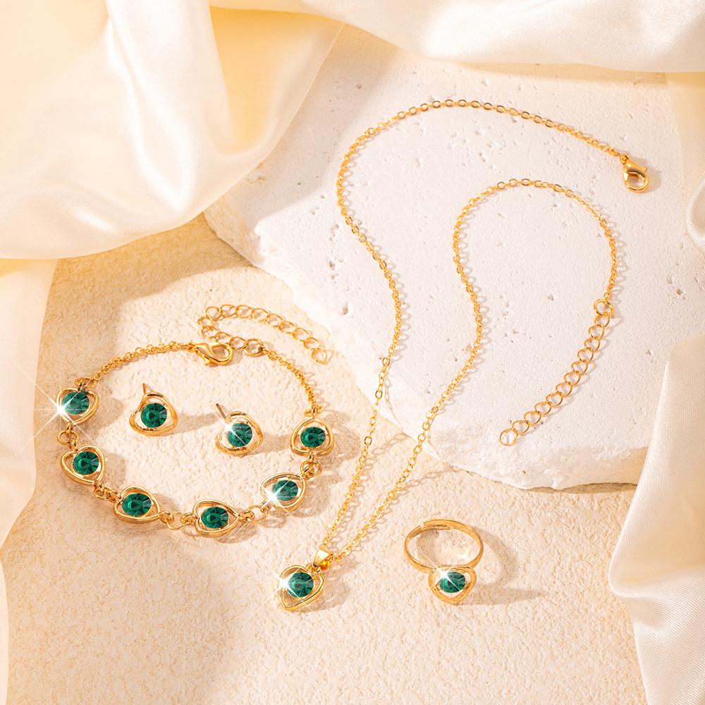 

Набор из 5 предметов: женское ожерелье, браслет, кольцо, серьги с зелеными кристаллами циркония, модный, темпераментный. Подходит для вечеринок, встреч. зелёный