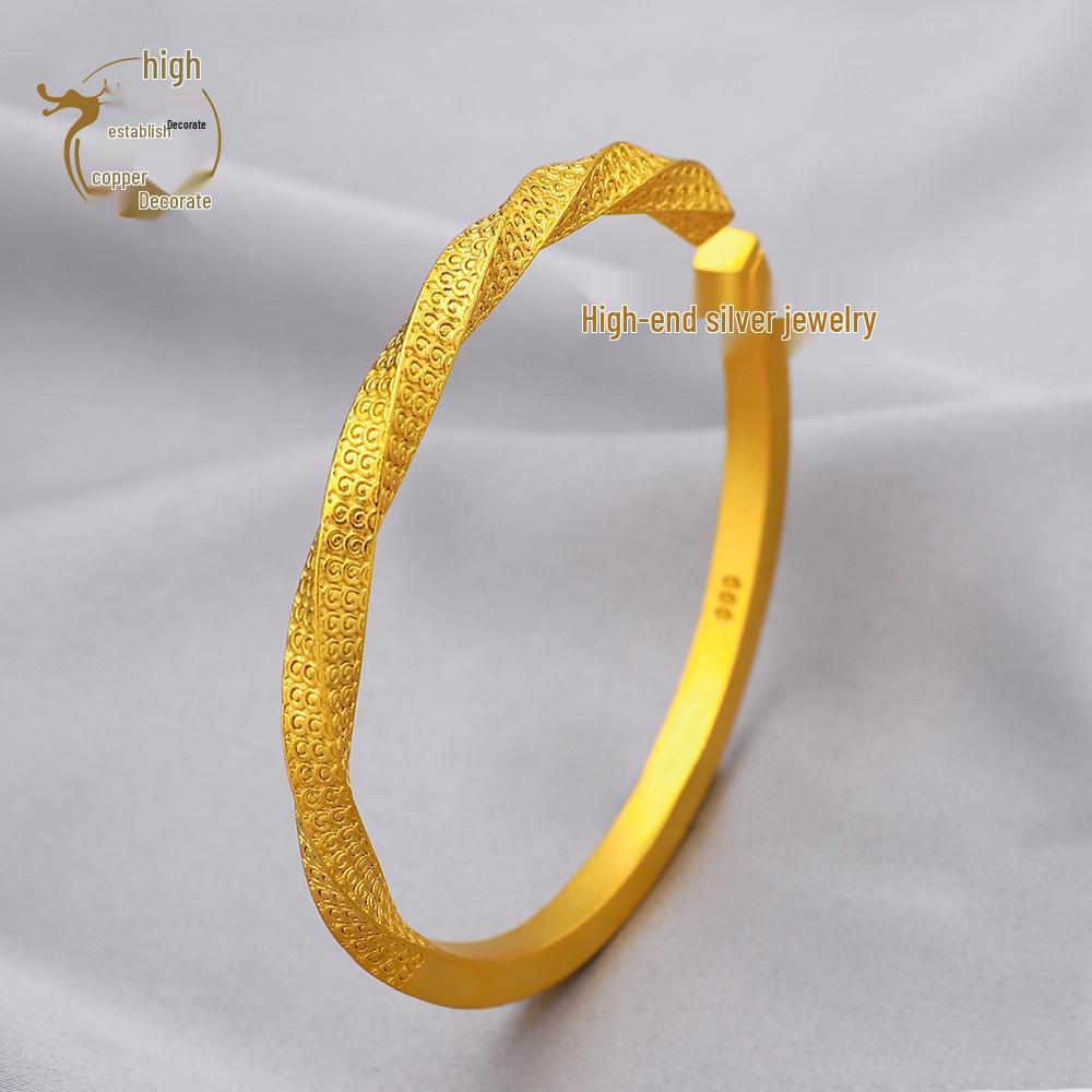 

Vietnamese Gold-Plated Brass Rope Bangle with Auspicious Cloud Design