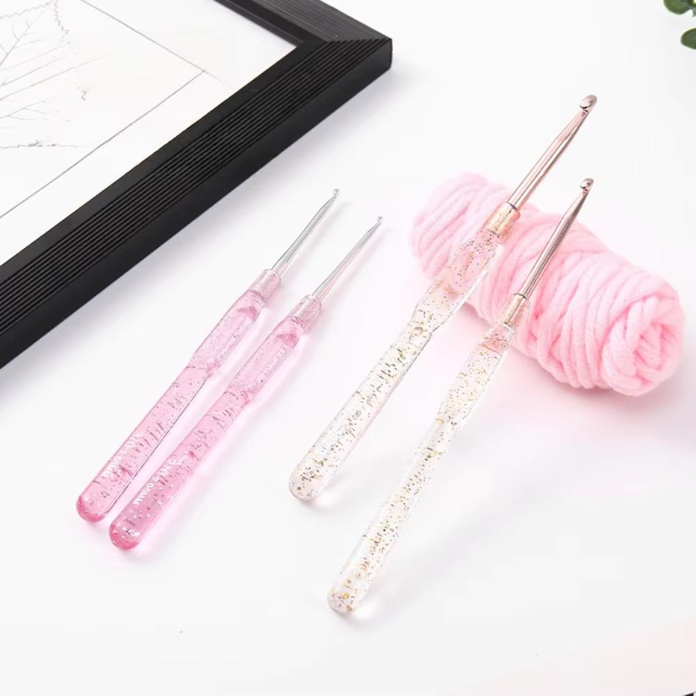 7 PCS Aluminum Crochet Hooks Set (2.0-5.0mm) with Colorful Clear Handles for Yarn Knitting DIY Hats Scarves Amigurumi Crafts