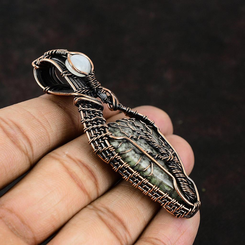 Pingente de coral arraia da árvore da vida, pingente de fio de cobre envolto, joia de designer artesanal, pingente de pedra da lua arco-íris, presente para mãe