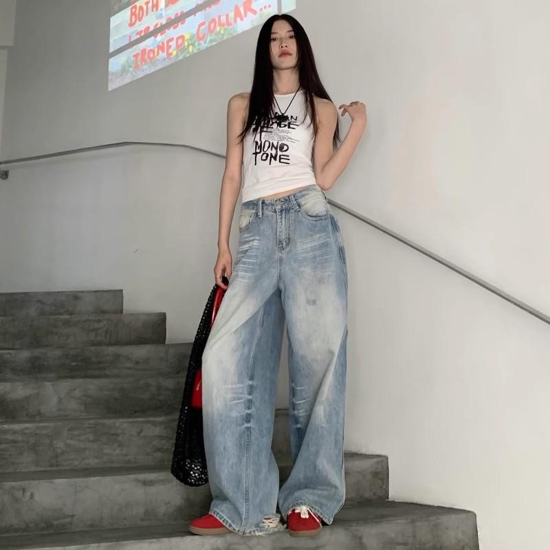 Light Blue High-Waisted Wide-Leg Jeans for Women - Trendy and Slimming Loose-Fit Casual Pants