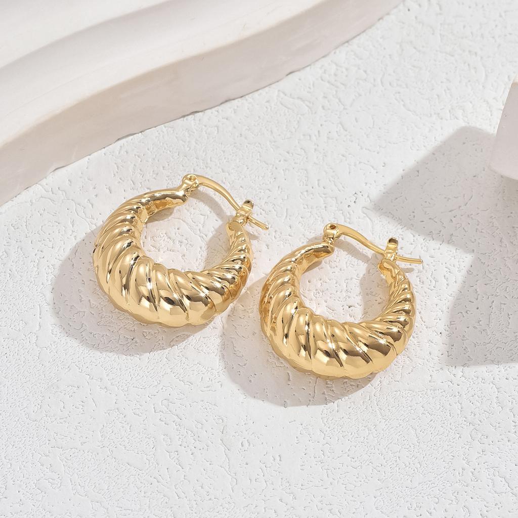 Xiaoqing Fresh Wind Women's Earrings Simple U-shaped Design Earrings Versatile Temperament Earrings