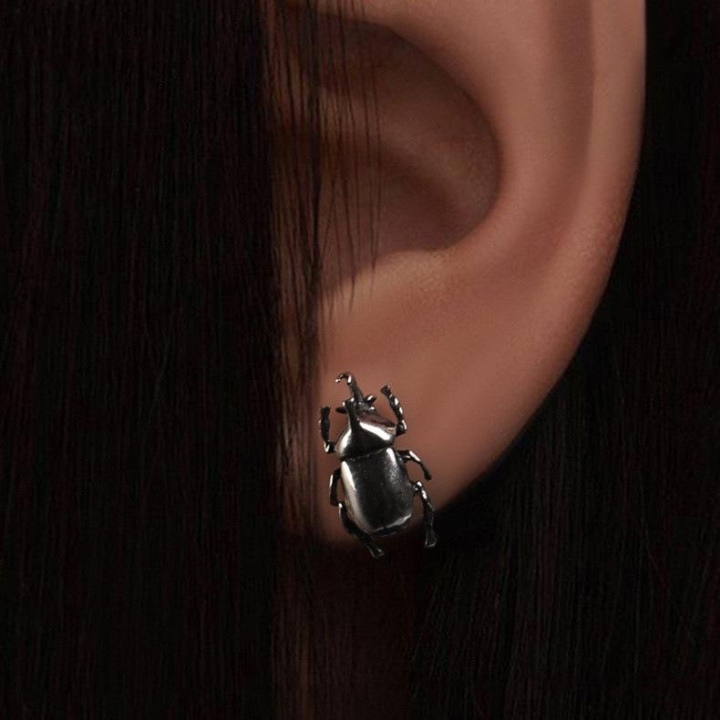 Brincos de Besouro Banhados a Prata Masculinos - Tendência Retrô Hip-Hop, Design de Luxo Unissex, Joalheria de Nicho High-End