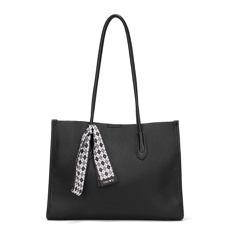 High-quality textured women s bag 2024 spring/summer new fashion versatile tote bag large capacity underarm shoulder bag for women Default