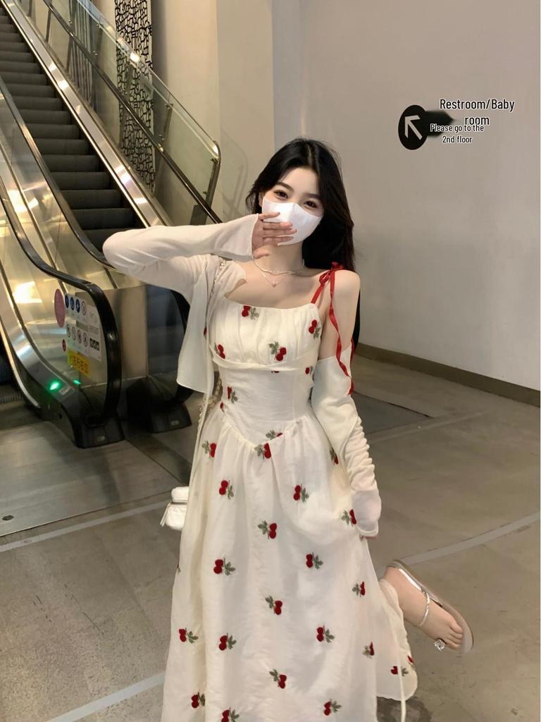 Women's Summer Sundress: French-Inspired Sweet Fairy Style with Fresh Forest Suspender Design. Perfect for a Gentle, Holiday Tea Break Look.