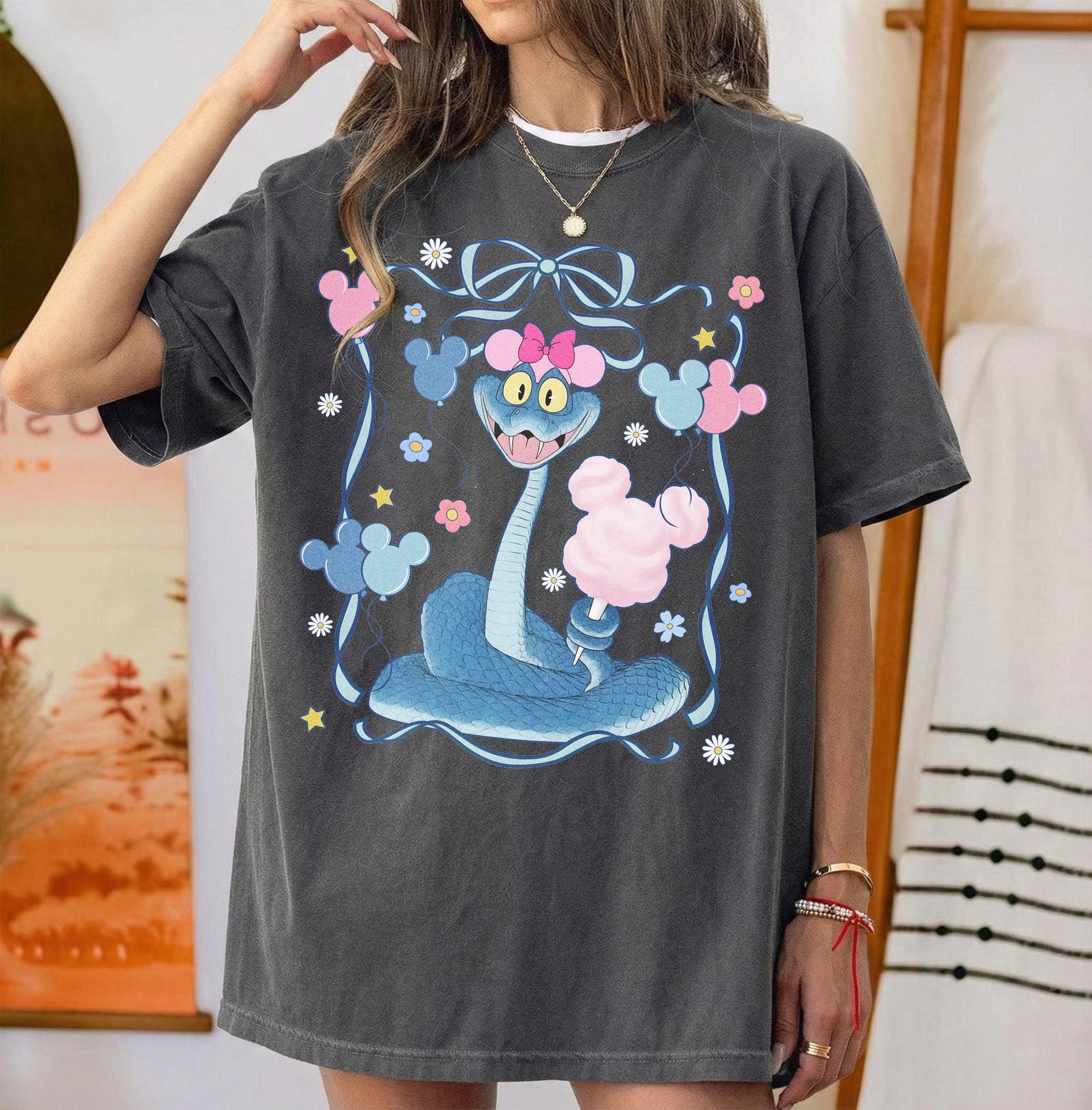 Zootopia Gary De Snake Shirt, Coquette Blue Bow Frame Tee, Mickey Balloon Outfit M
