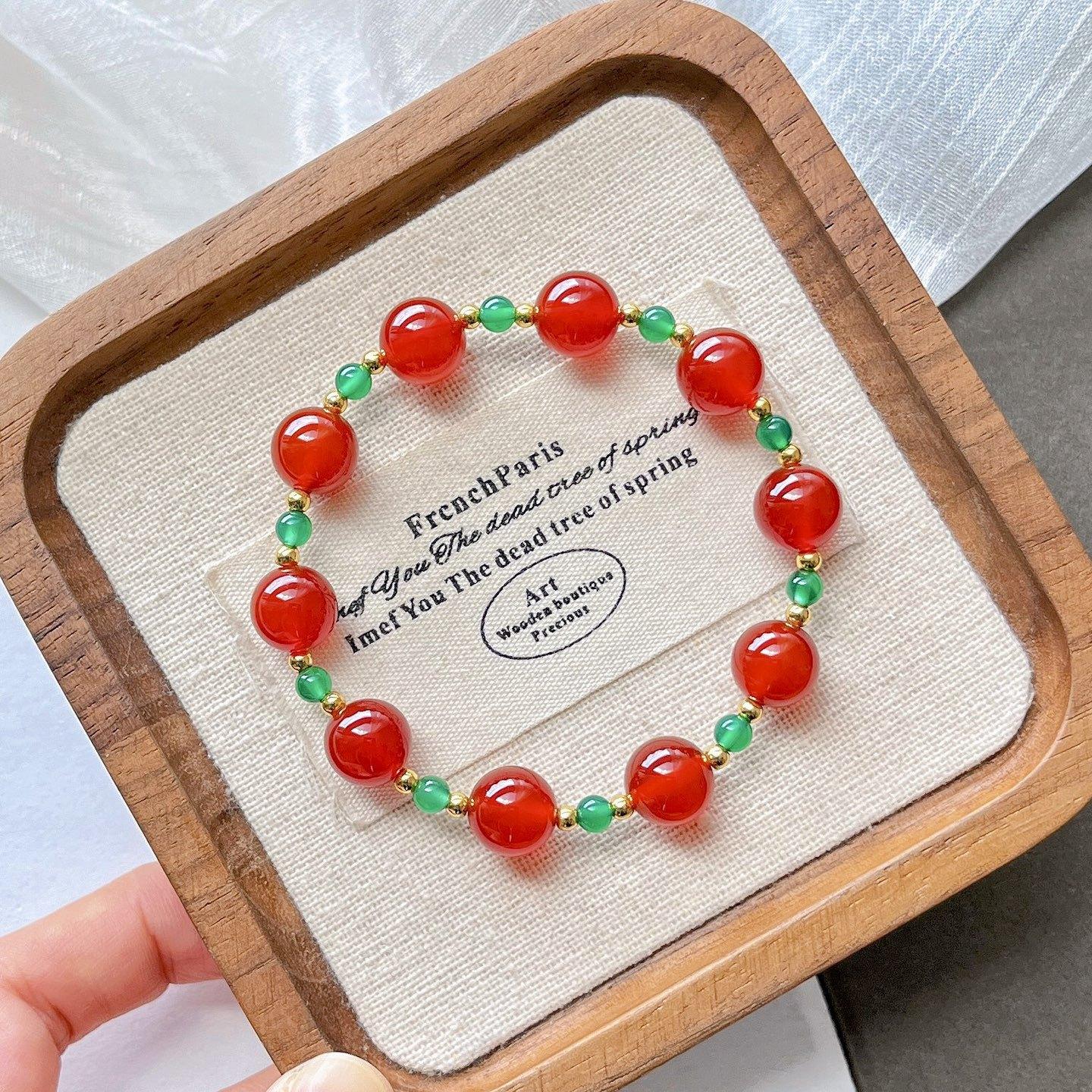 

Ветер Новый год Красный Осень Зима Натуральный Лед Увлажняющий Халцедон Агат Зеленый Халцедон Браслет Браслет