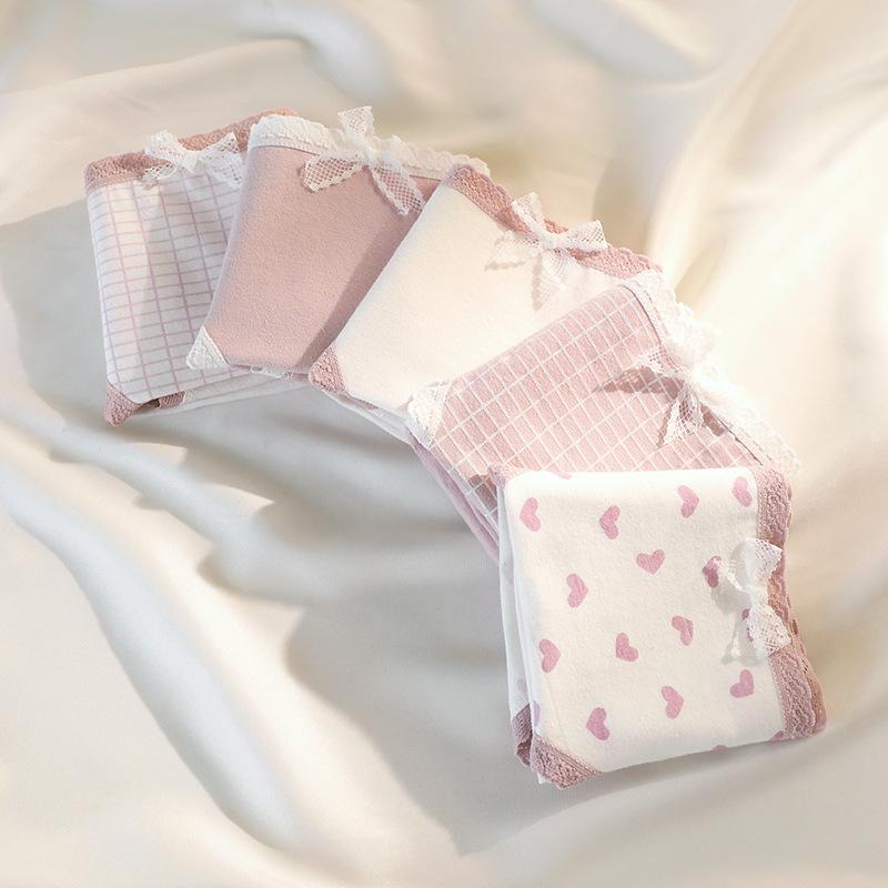 

5 шт. женских треугольных шорт во французском стиле, белого цвета, со средней посадкой, украшенных маленькими персиковыми цветочными узорами в виде сердечек. XL