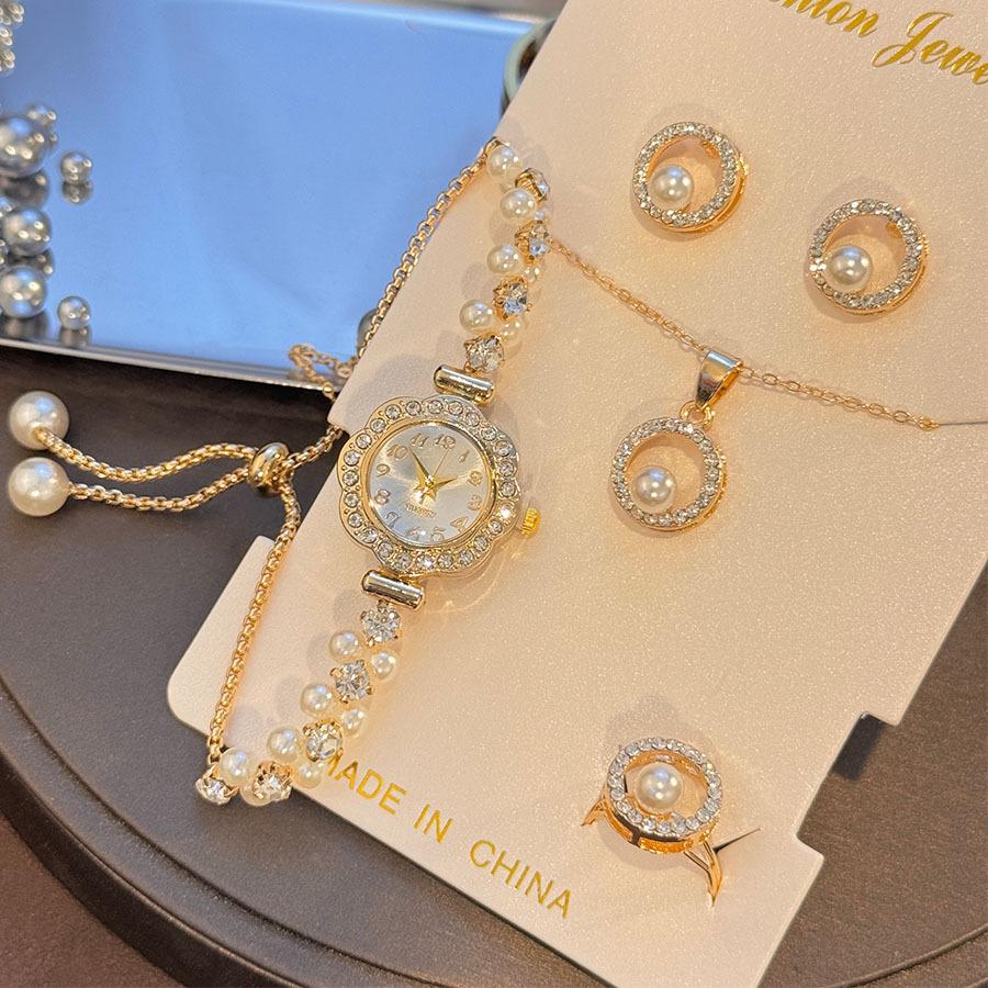 

Luxury Pearl Swan Diamond Bracelet Watch Four-piece Gift Necklace Earrings Quartz Watch