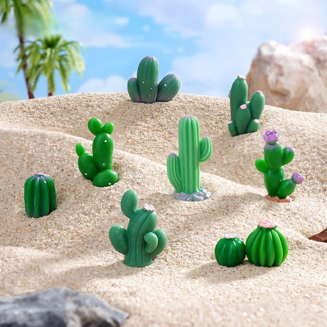 

Small Decor Statues for DIY Miniature Landscape & Terrarium 12PCS XRZ