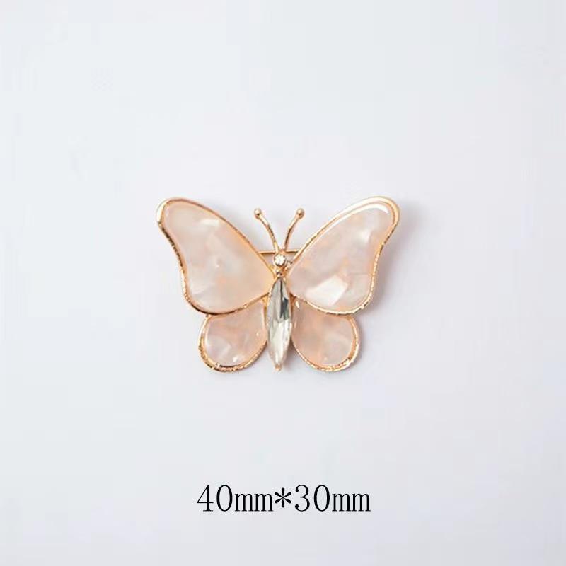 Butterfly Luminous Metal Tassel Brooch – Elegant & Versatile Alloy Accessory