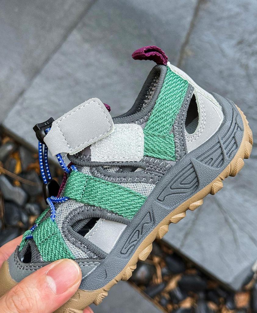 2026 Summer Kids' Stylish Outdoor Sports Sandals with Hollow Design