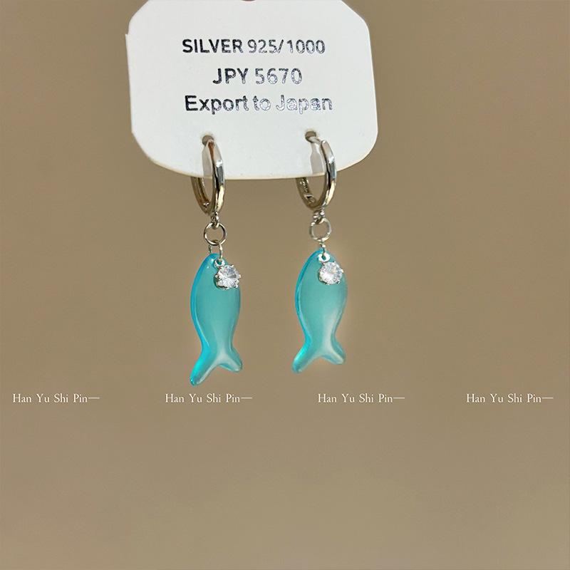 Fashion Trend Creative Personality Blue Love Flash Diamond Smart Fish Shape Temperament Earrings